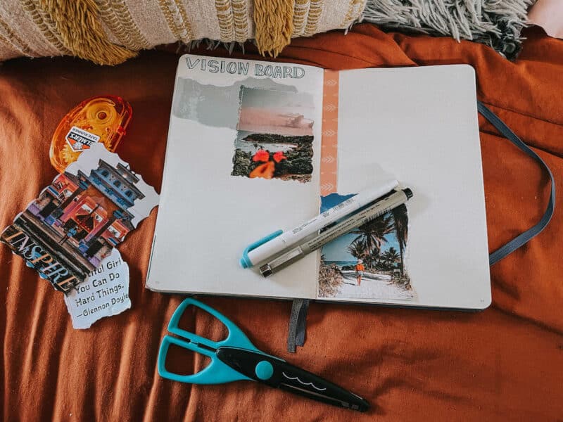 How To Create A Vision Board For 2022 In Your Bullet Journal